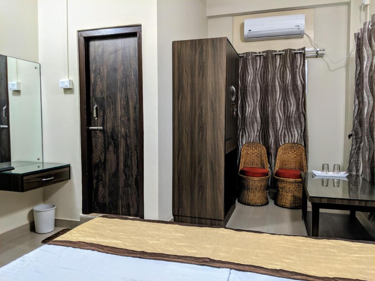 Townhouse - The Urban Inn Dibrugarh Eksteriør billede